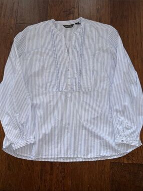 Eddie Bauer White Shirt with Light Blue Pinstripes Long Sleeve Pullover